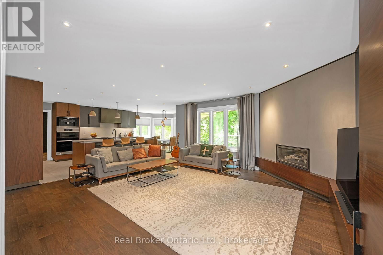 10158 OLD PINE CREST ROAD Image 16