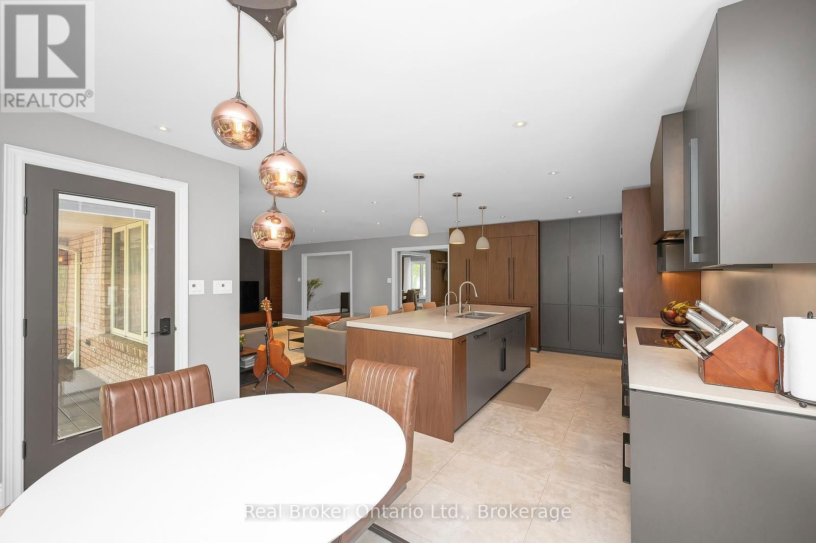 10158 OLD PINE CREST ROAD Image 21