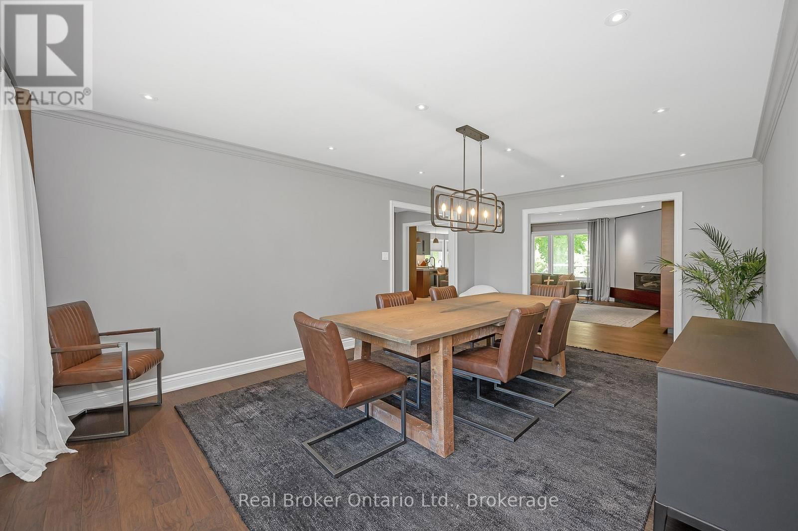 10158 OLD PINE CREST ROAD Image 31