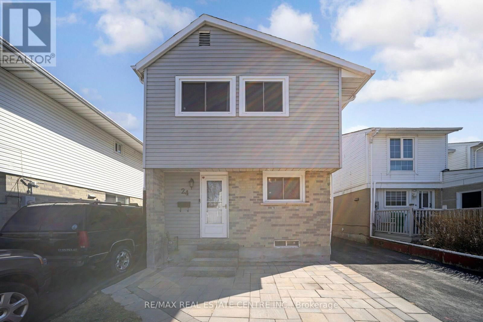 24 JACKMAN DRIVE Image 1