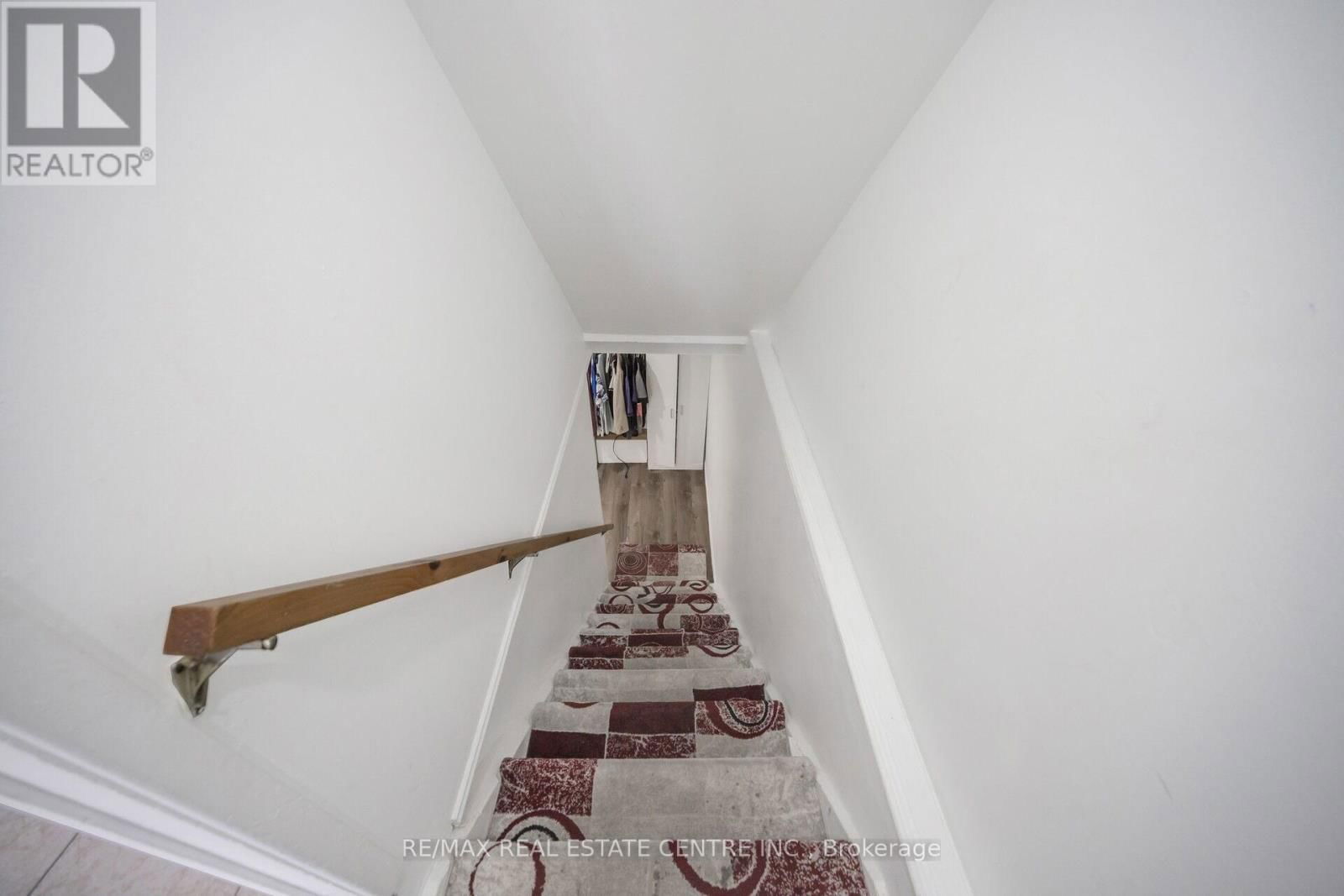 24 JACKMAN DRIVE Image 36