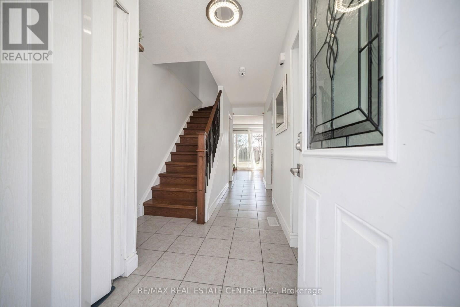 24 JACKMAN DRIVE Image 4