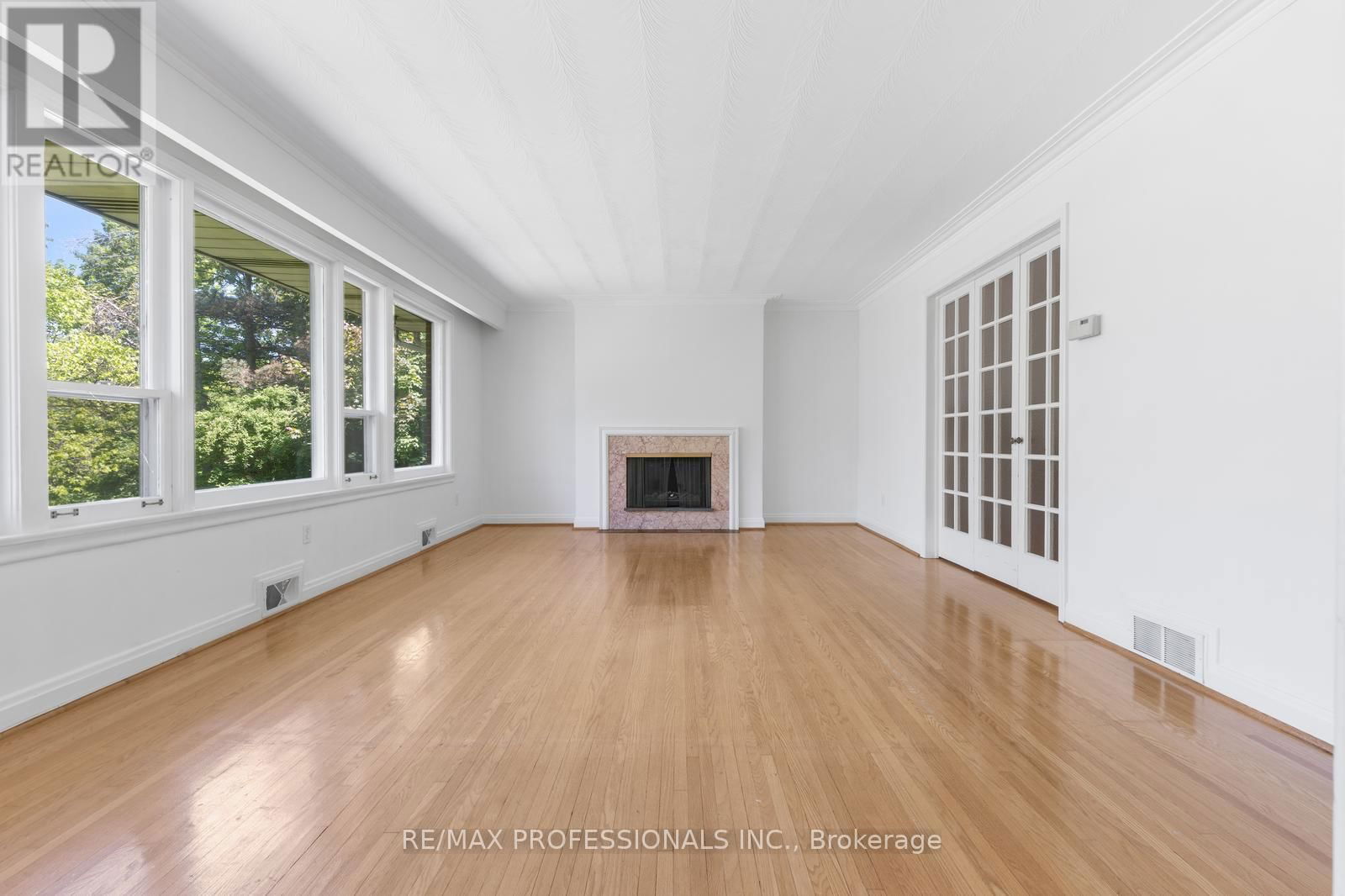 8 GLENDARLING ROAD Image 15