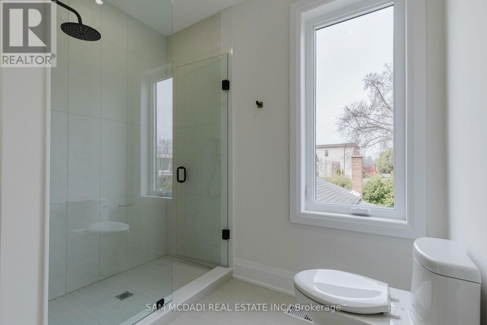 23B MAPLE AVENUE NORTH Image 26