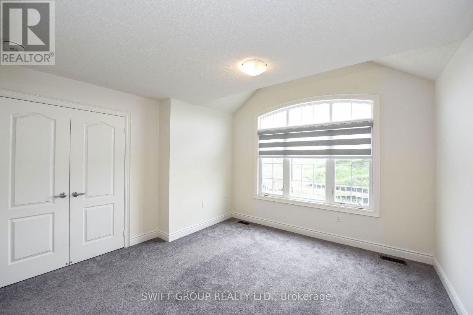 Upper - 24 DOTCHSON AVENUE Image 20