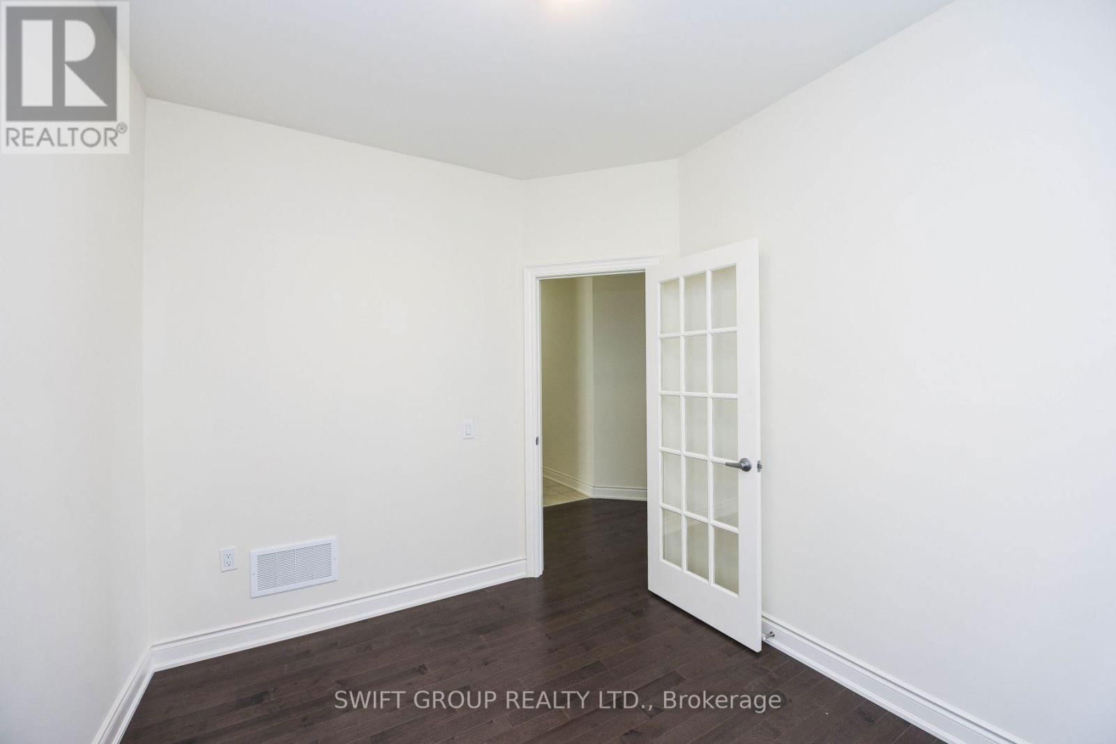 Upper - 24 DOTCHSON AVENUE Image 5