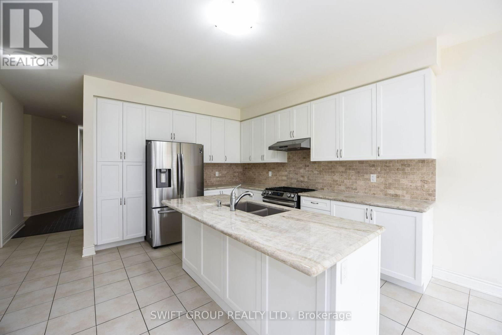 Upper - 24 DOTCHSON AVENUE Image 9