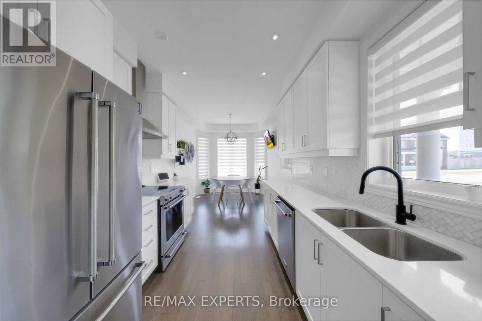 2 TORMORE ROAD Image 11