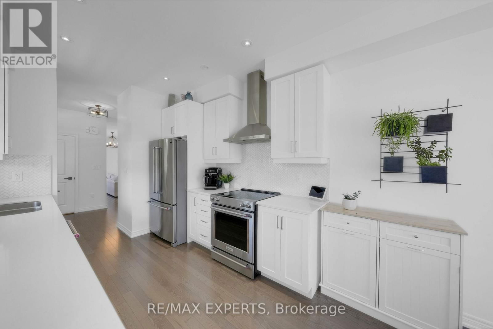 2 TORMORE ROAD Image 14