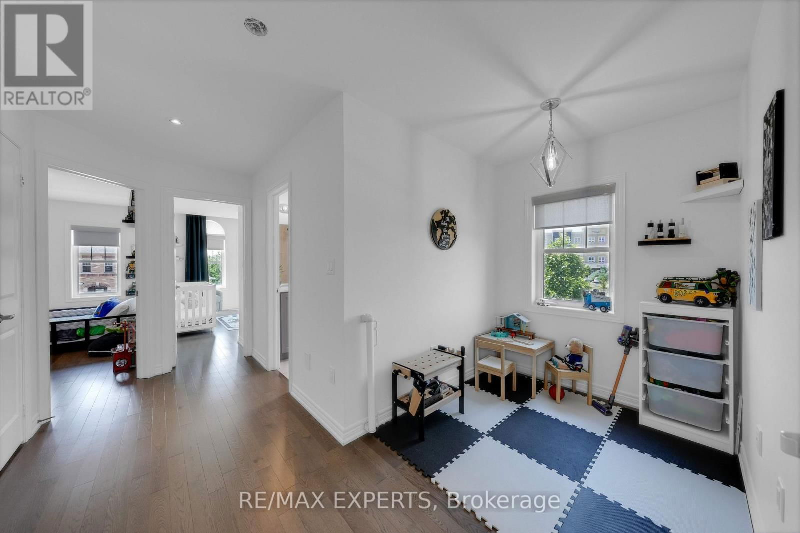 2 TORMORE ROAD Image 23