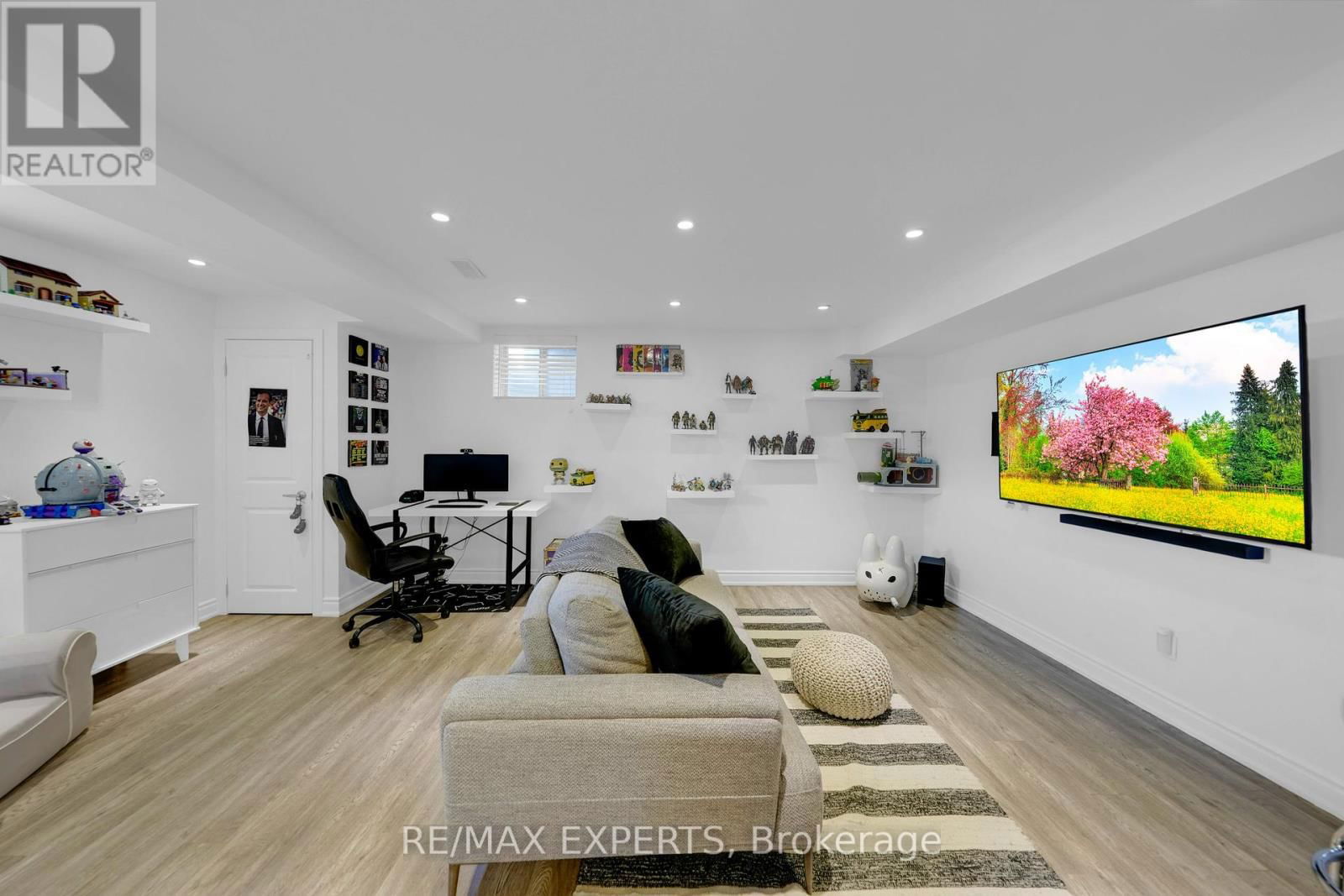 2 TORMORE ROAD Image 37