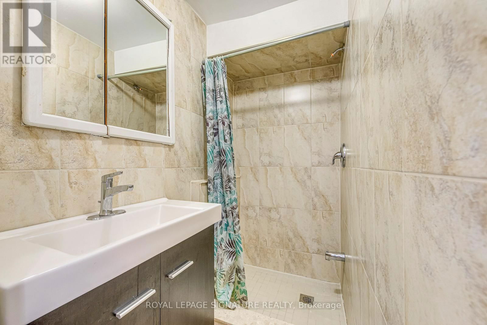71 - 5659 GLEN ERIN DRIVE Image 24
