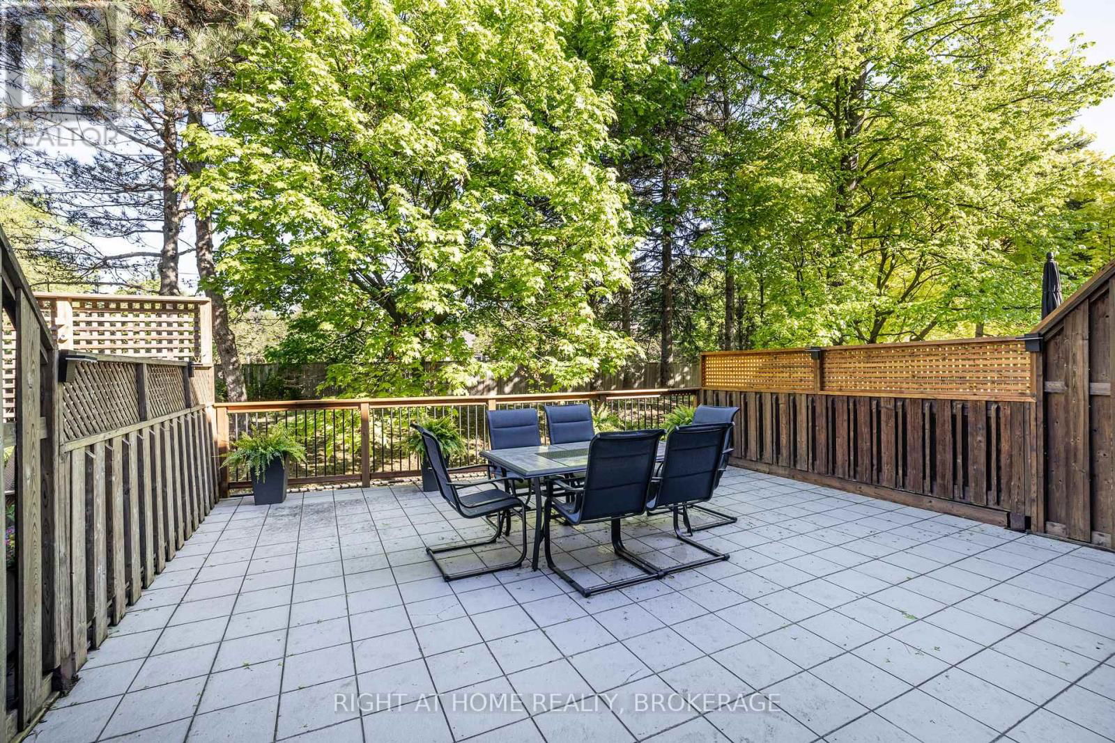 67 WINDHAVEN PLACE Image 12