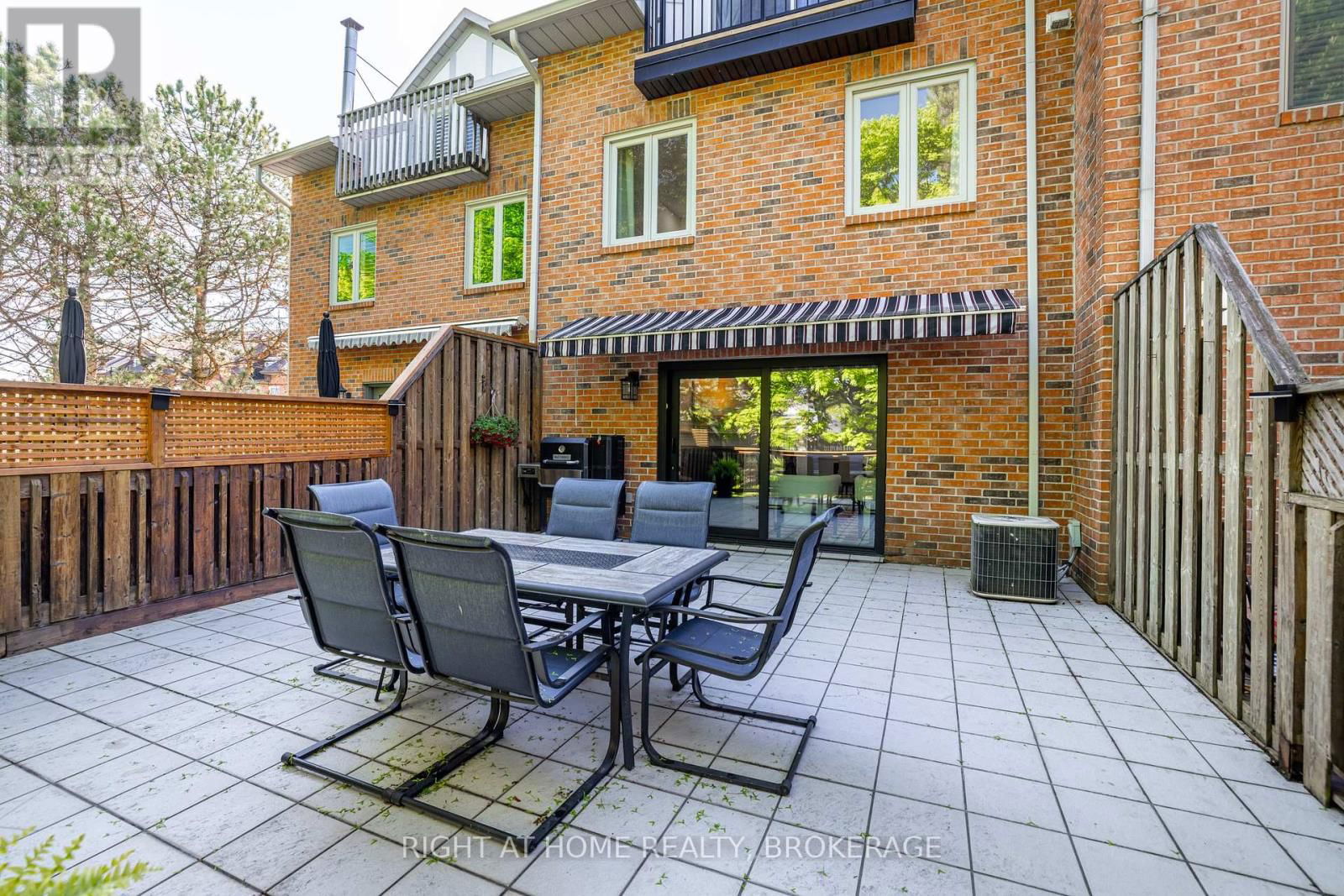 67 WINDHAVEN PLACE Image 14