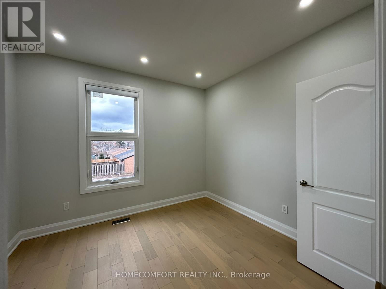 Upper - 211 OSLER STREET Image 17