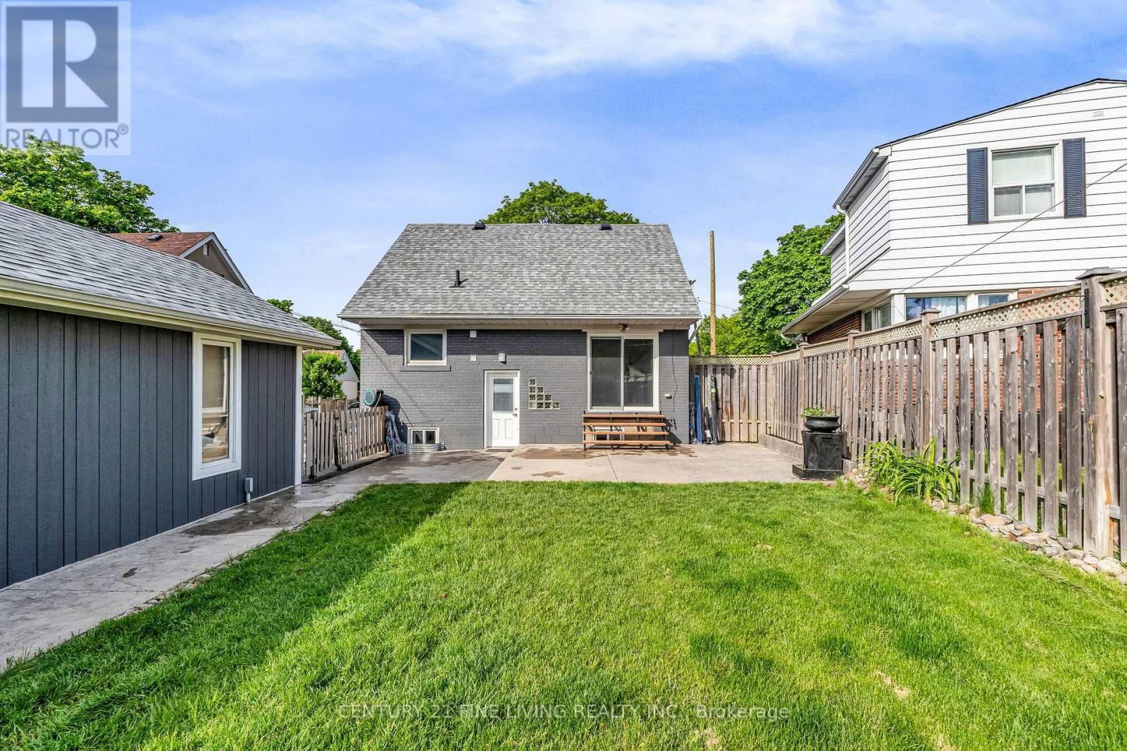 55 GRIERSON ROAD Image 40
