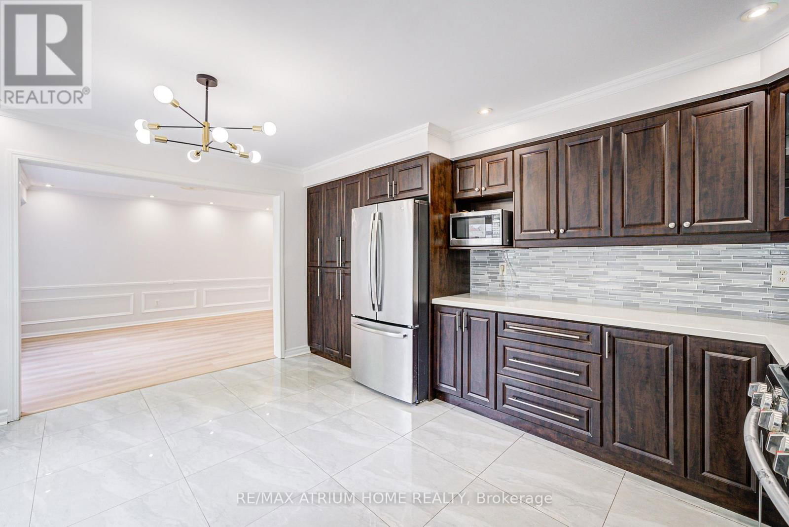 2293 OAKHAVEN DRIVE Image 10
