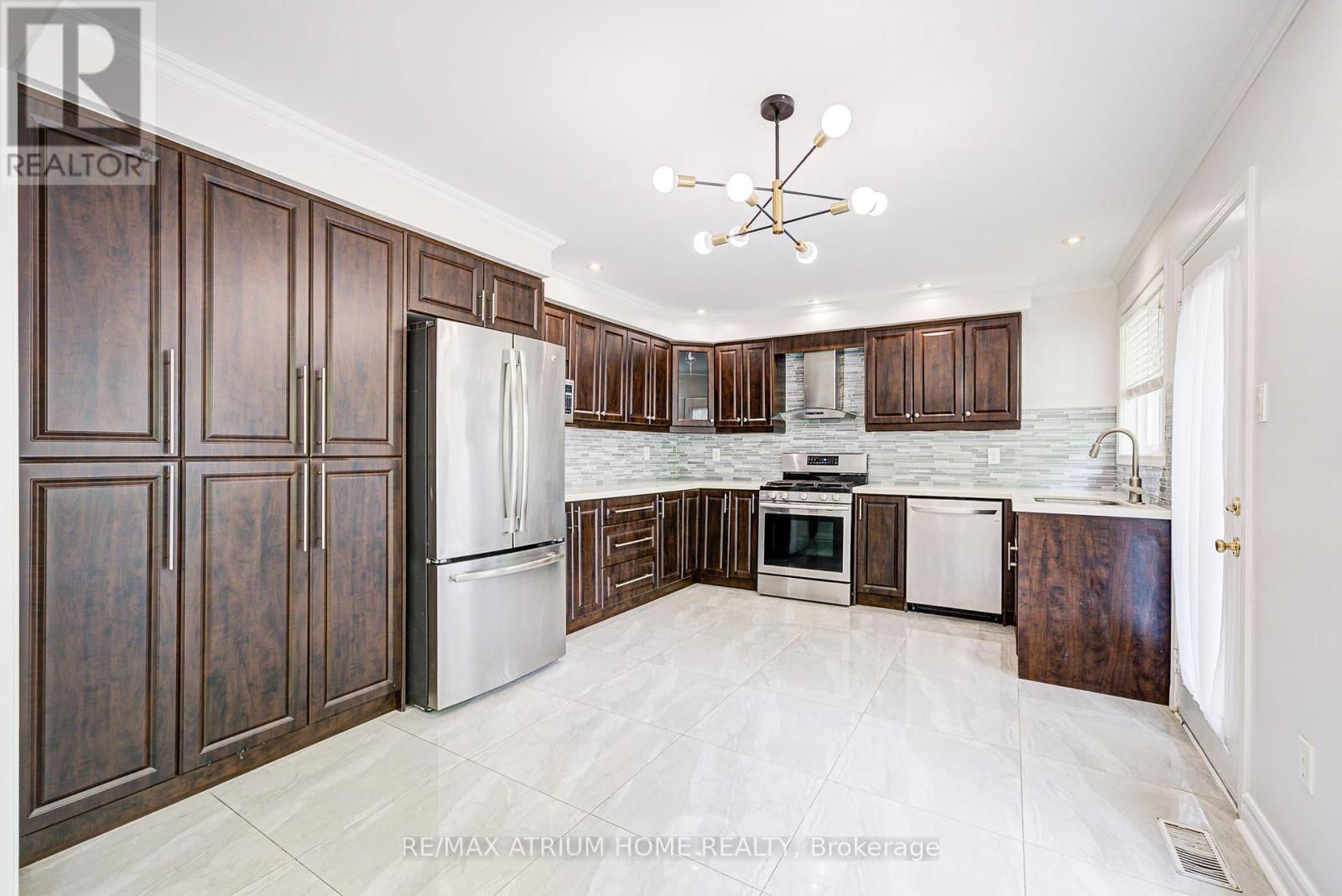 2293 OAKHAVEN DRIVE Image 12