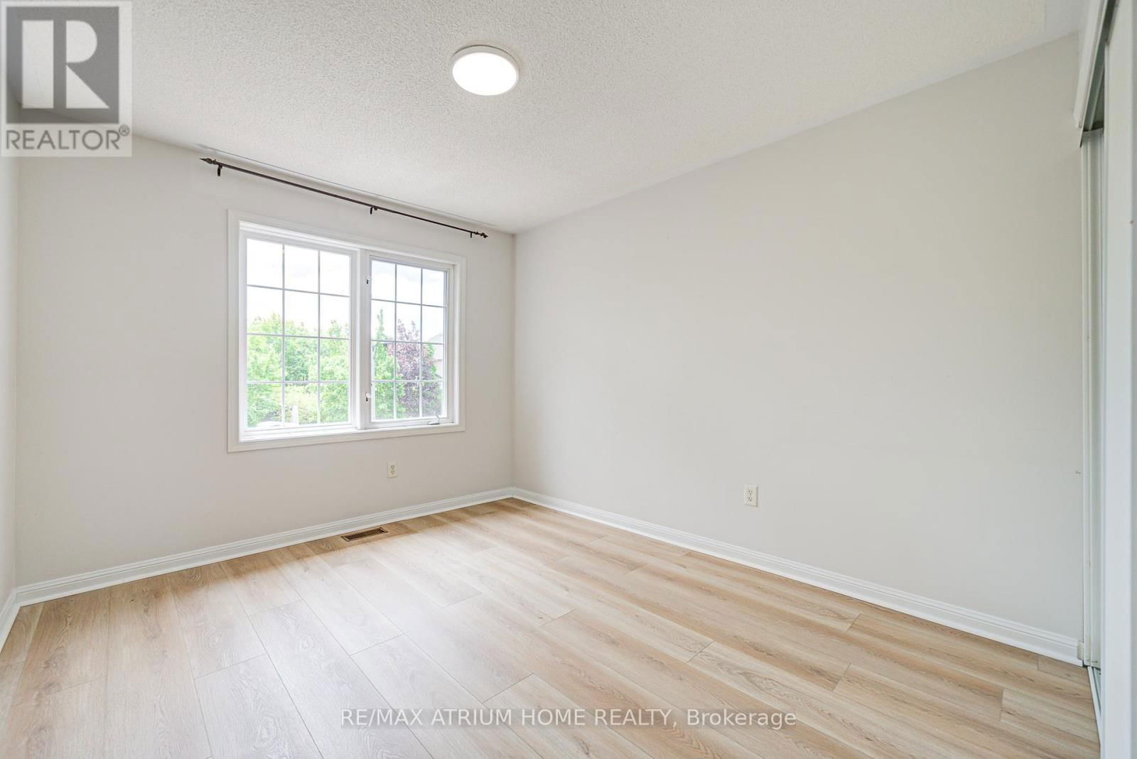2293 OAKHAVEN DRIVE Image 24