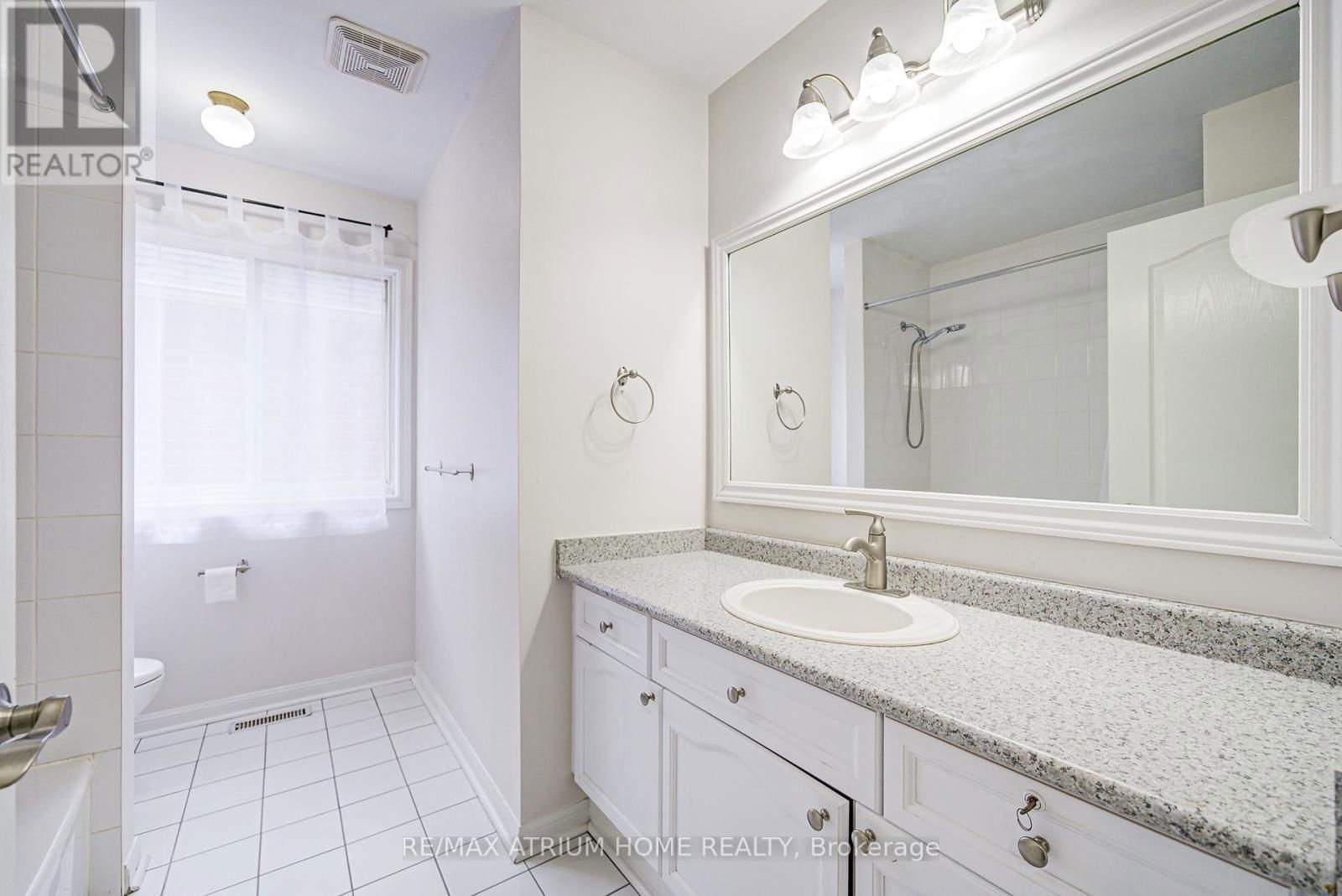2293 OAKHAVEN DRIVE Image 26