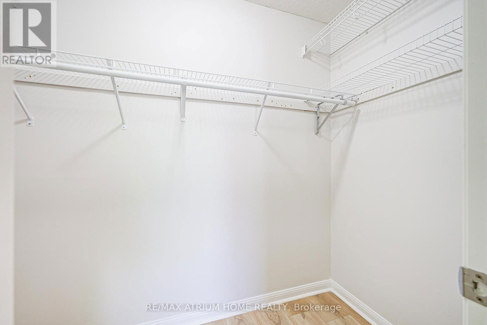 2293 OAKHAVEN DRIVE Image 28