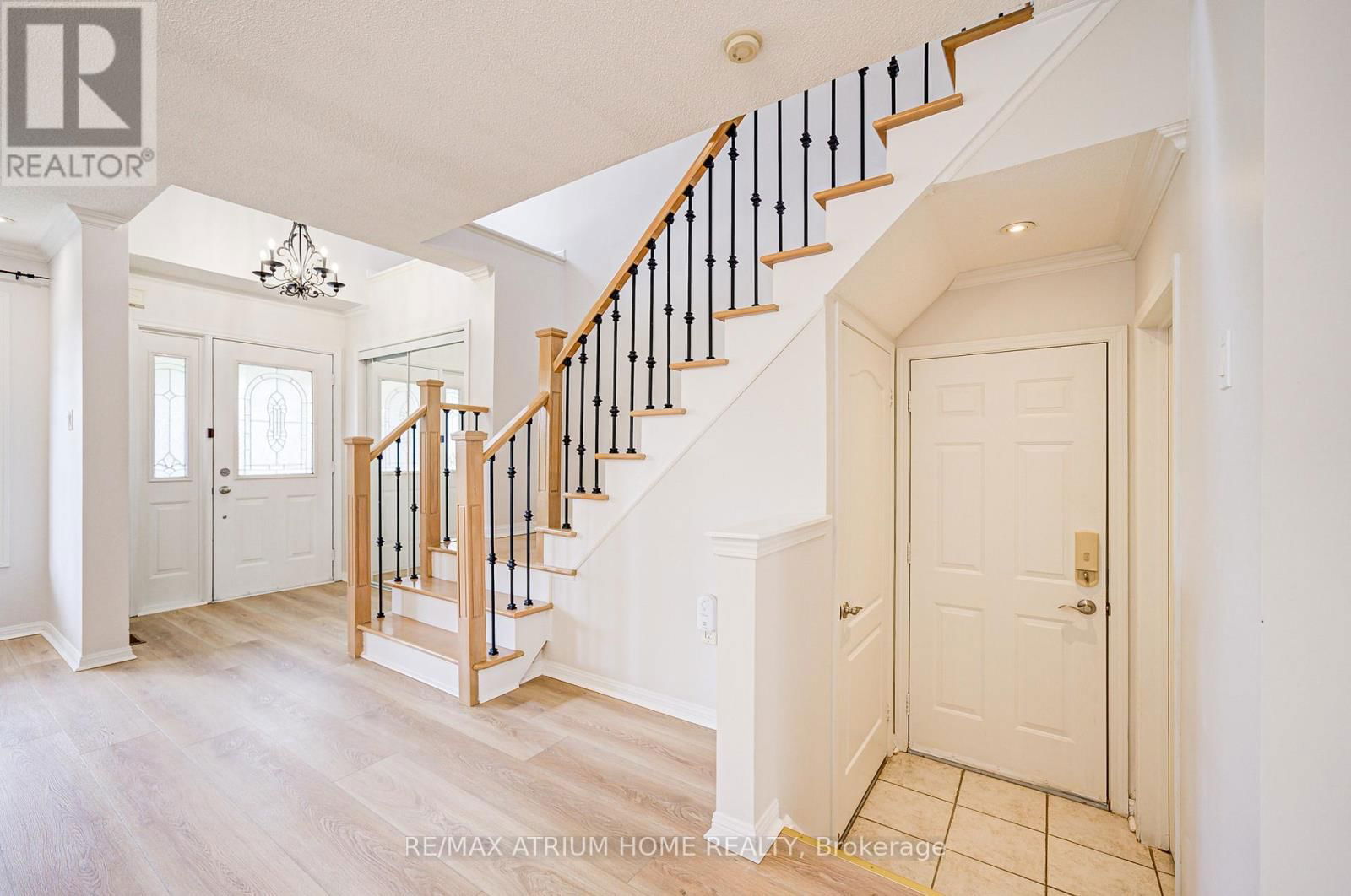 2293 OAKHAVEN DRIVE Image 5