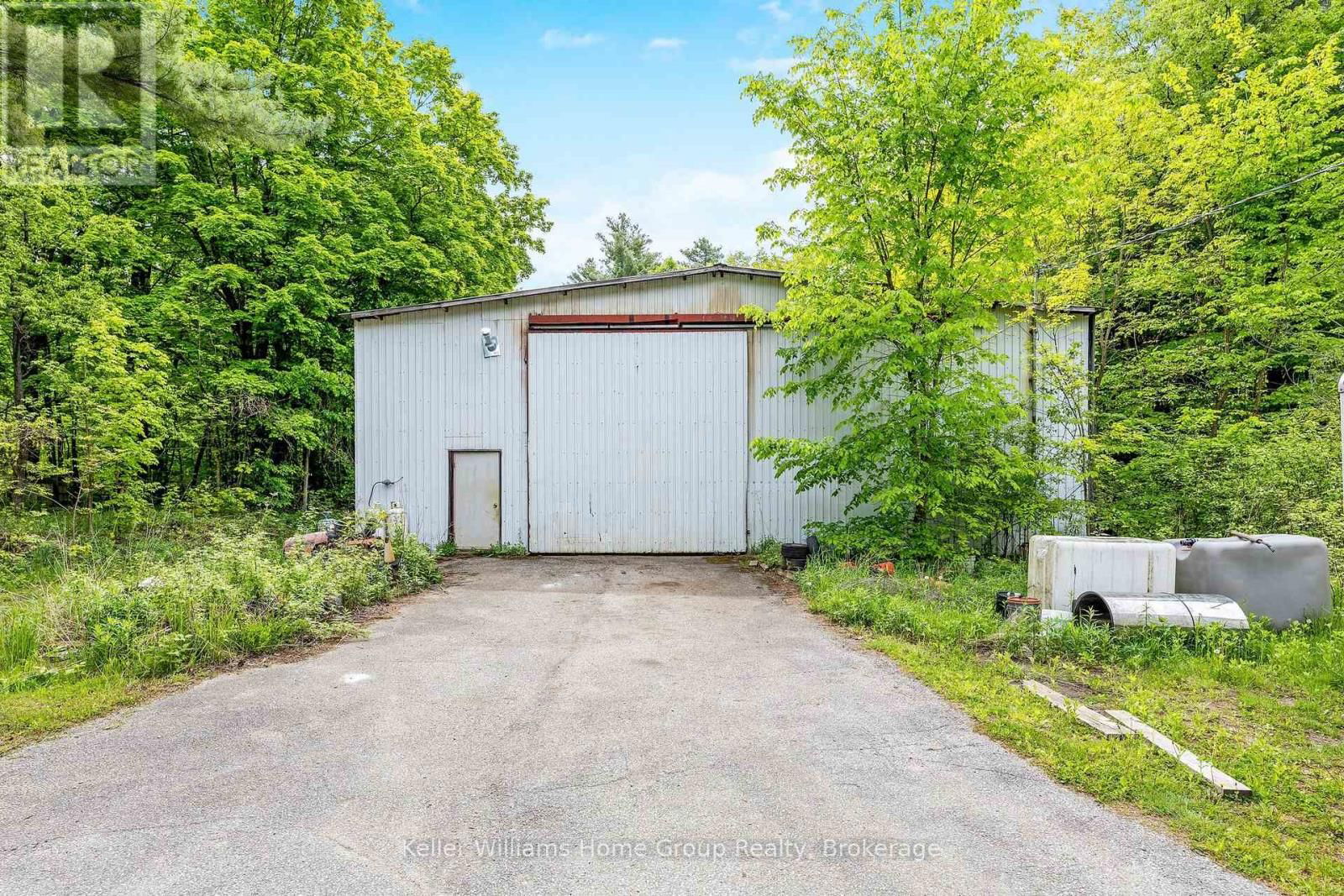 6628 17 SIDEROAD Image 33