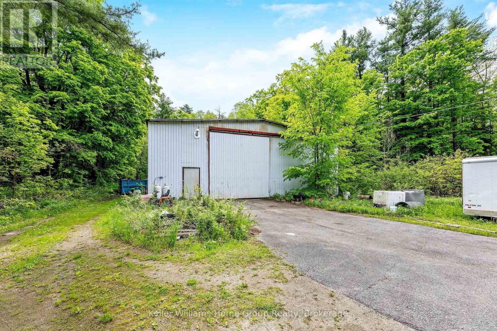 6628 17 SIDEROAD Image 34