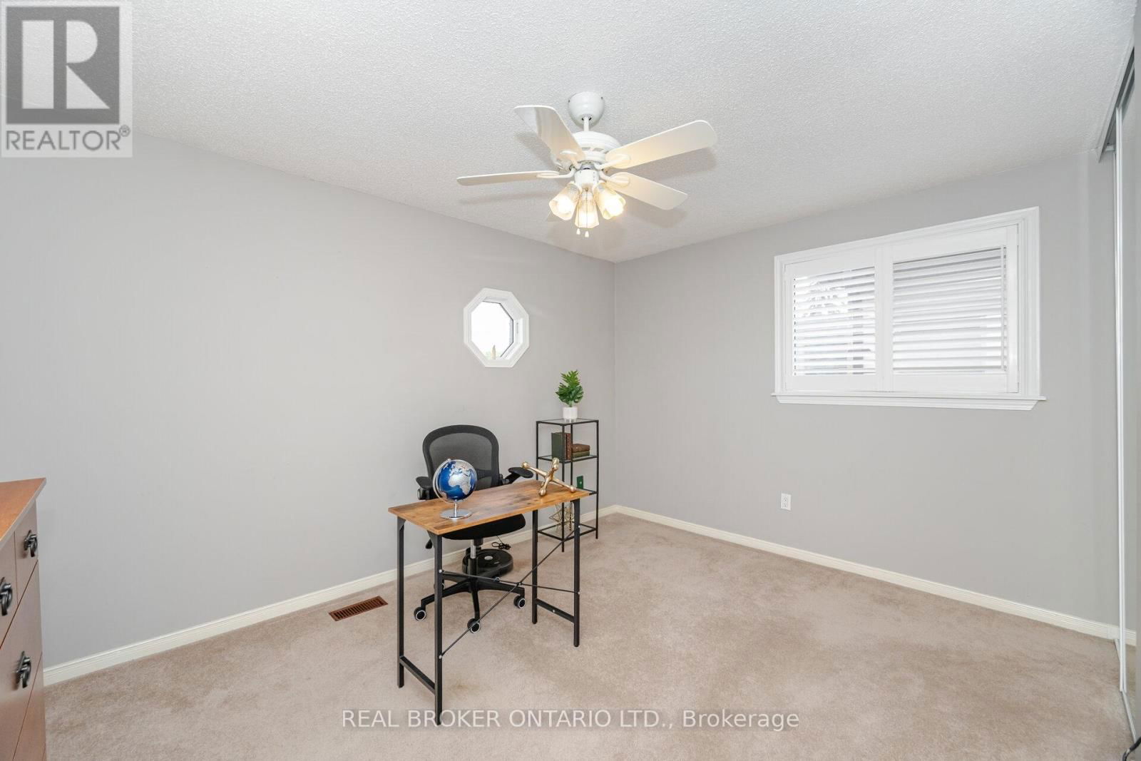 28 LACEWOOD CRESCENT Image 32