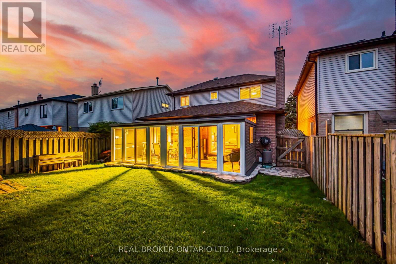 28 LACEWOOD CRESCENT Image 47