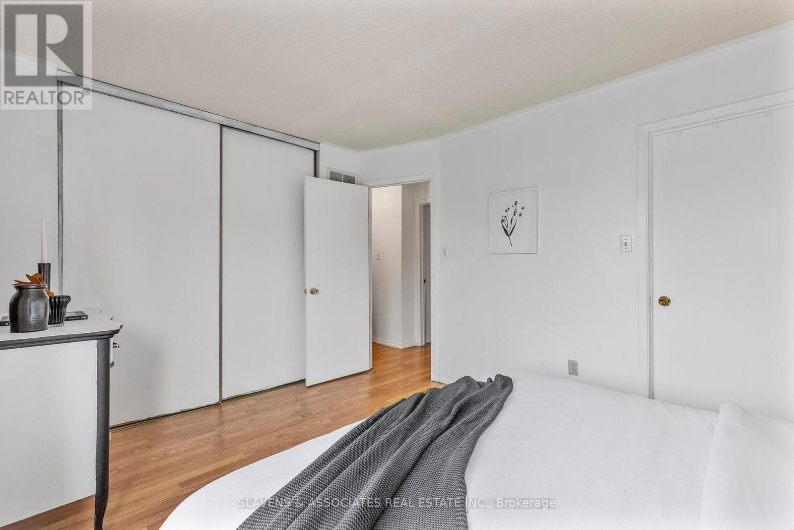 37 VODDEN STREET WEST Image 19