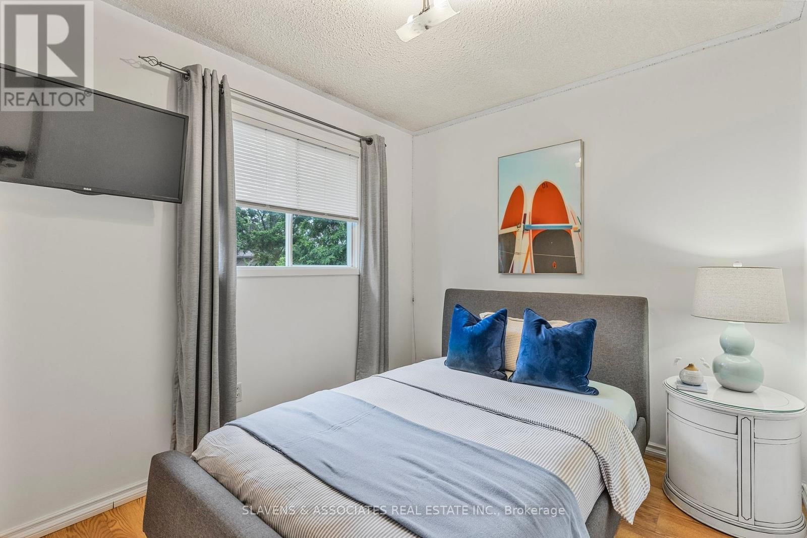 37 VODDEN STREET WEST Image 22