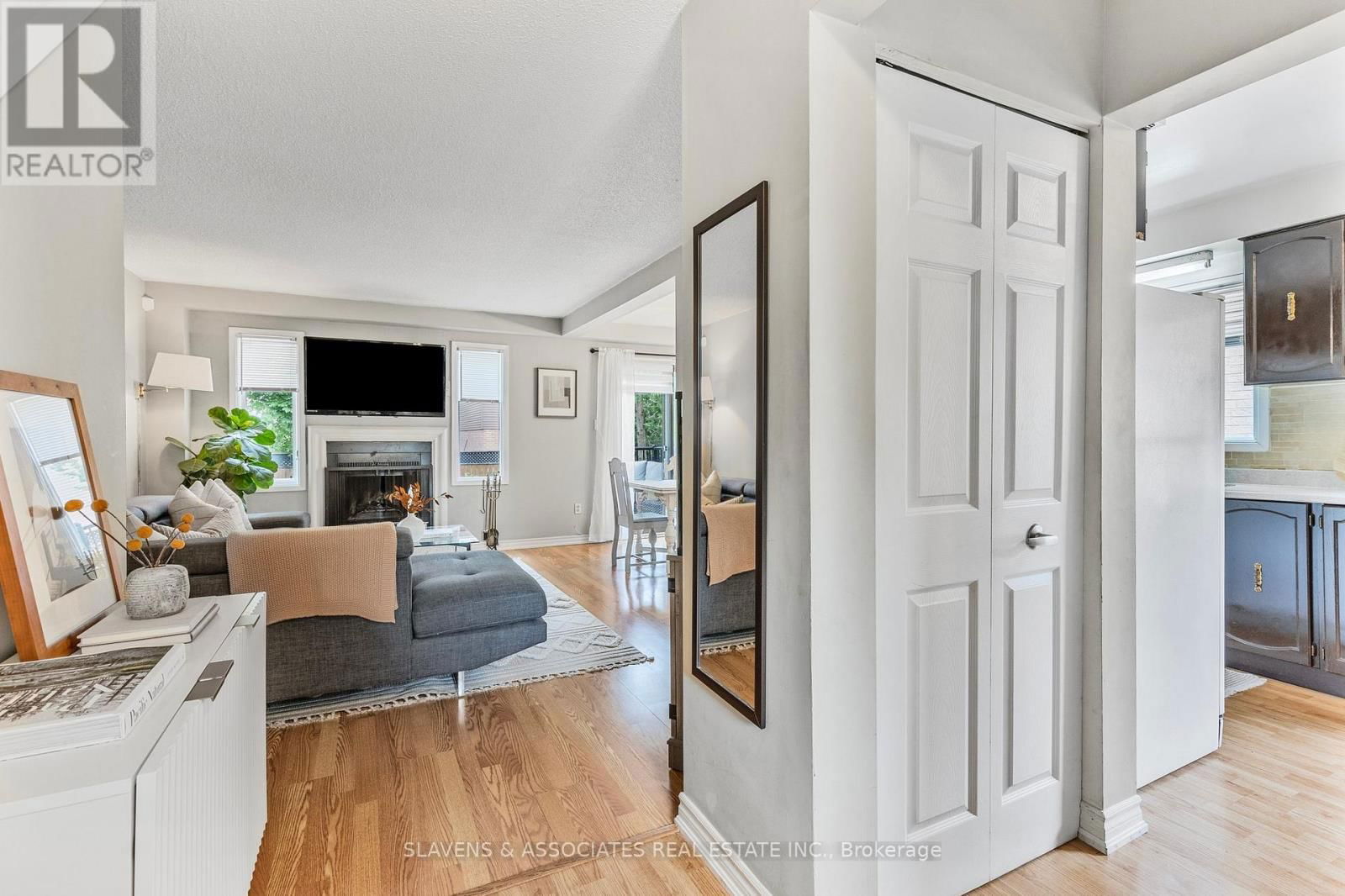 37 VODDEN STREET WEST Image 5