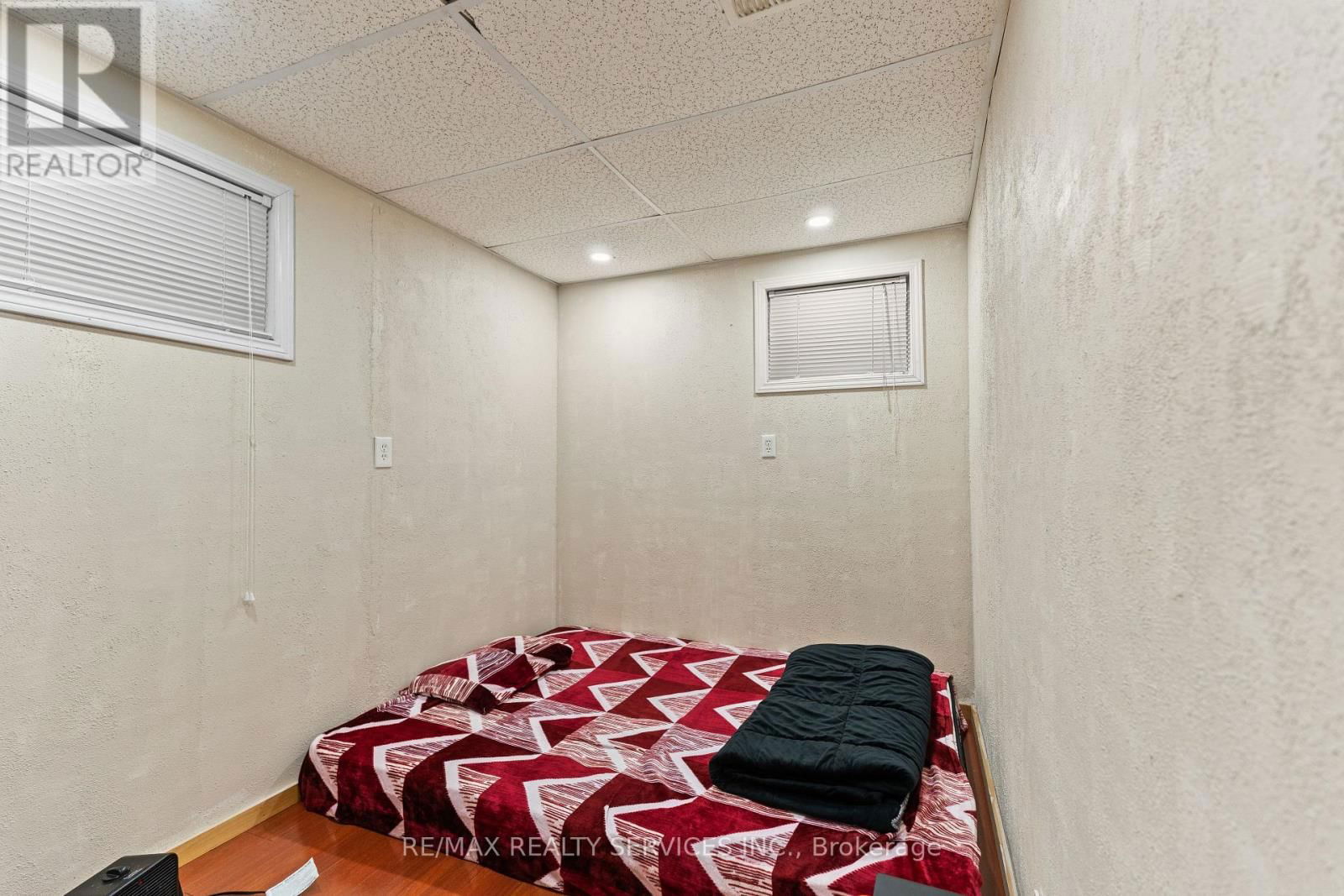 80 BROOKLAND DRIVE Image 33
