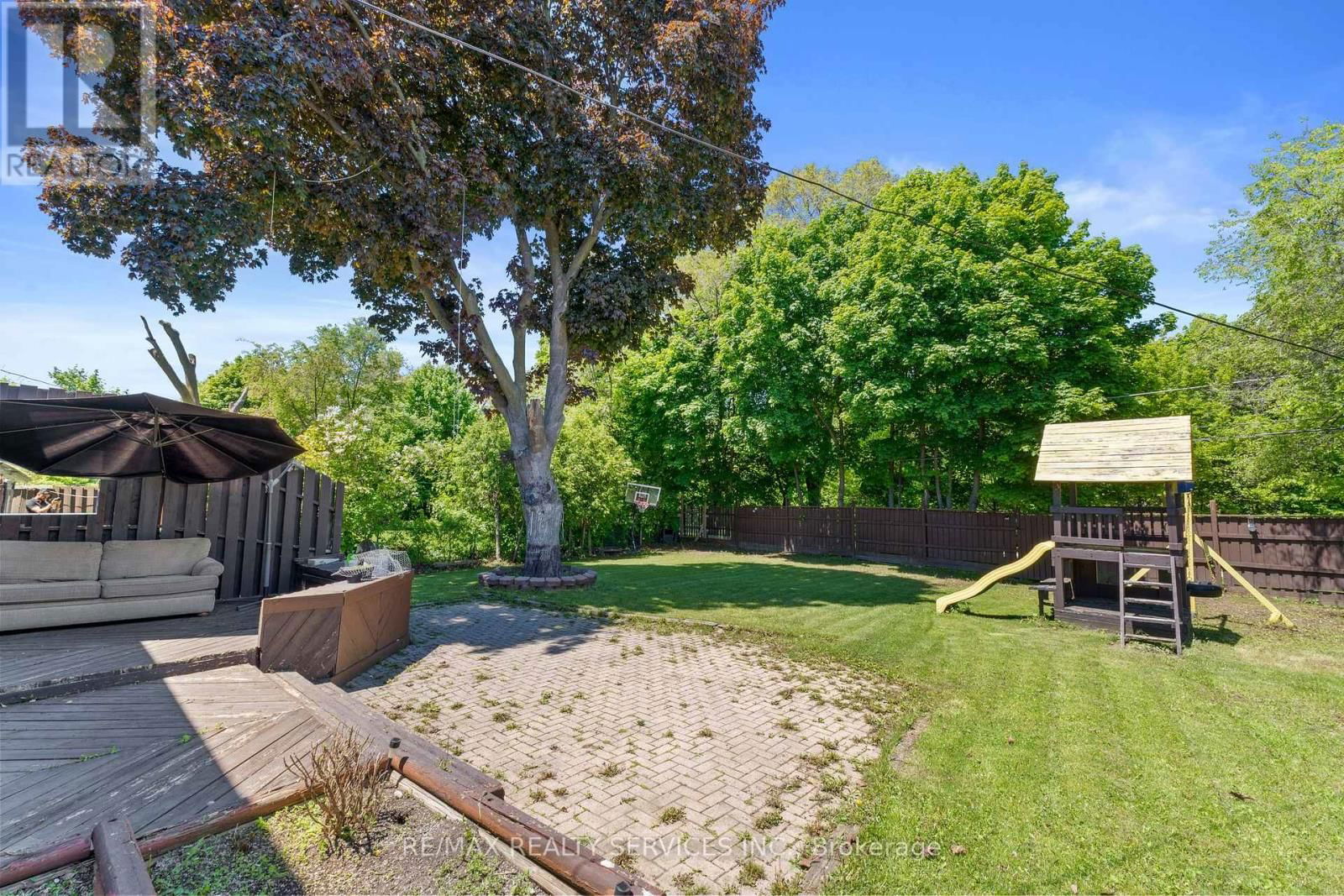 80 BROOKLAND DRIVE Image 35