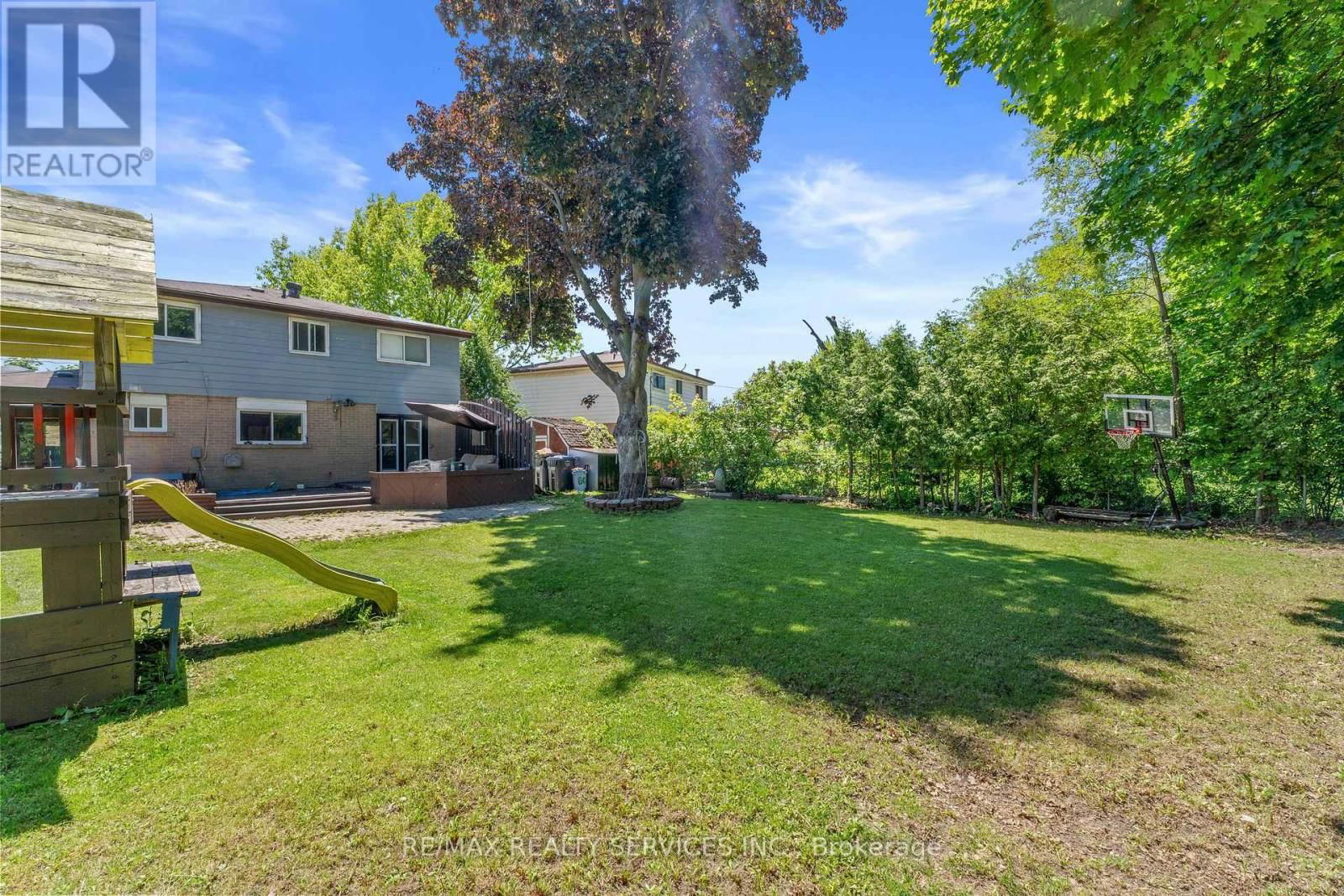 80 BROOKLAND DRIVE Image 38
