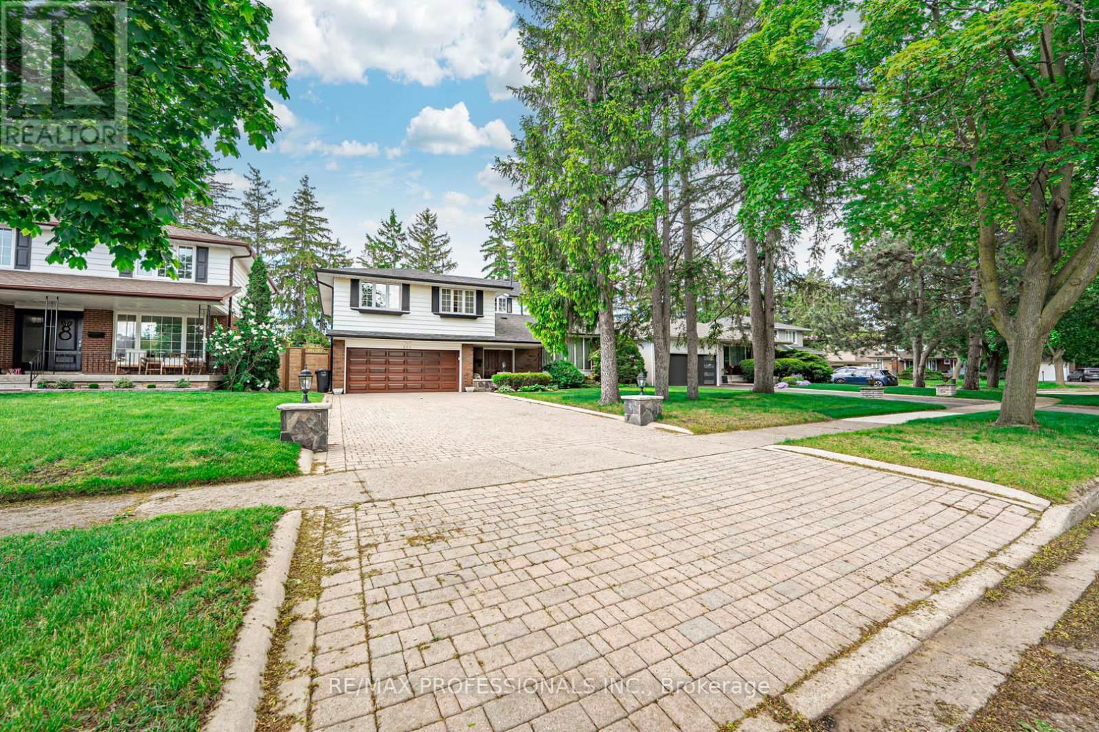 302 LENEL COURT Image 2