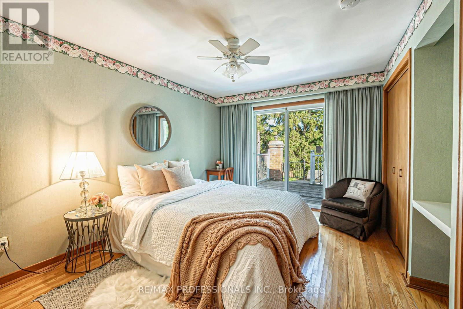 302 LENEL COURT Image 22
