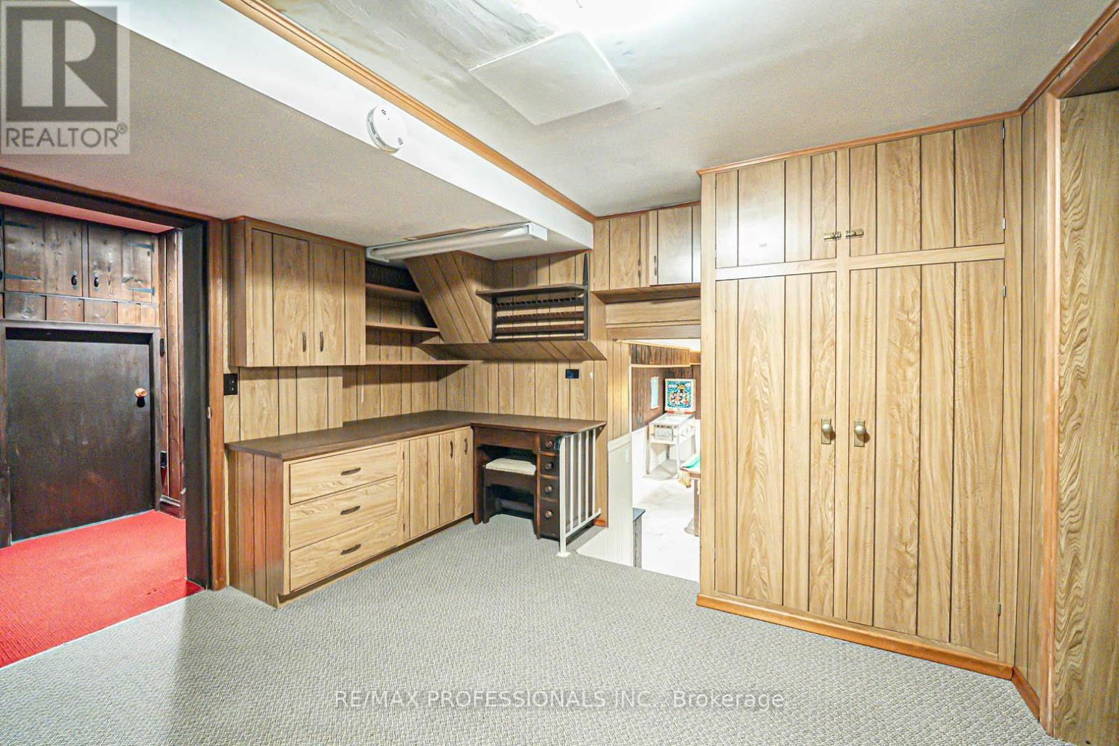 302 LENEL COURT Image 29