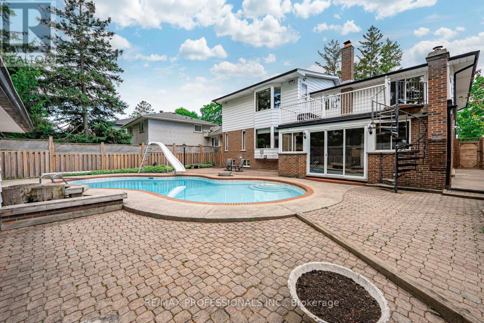 302 LENEL COURT Image 34