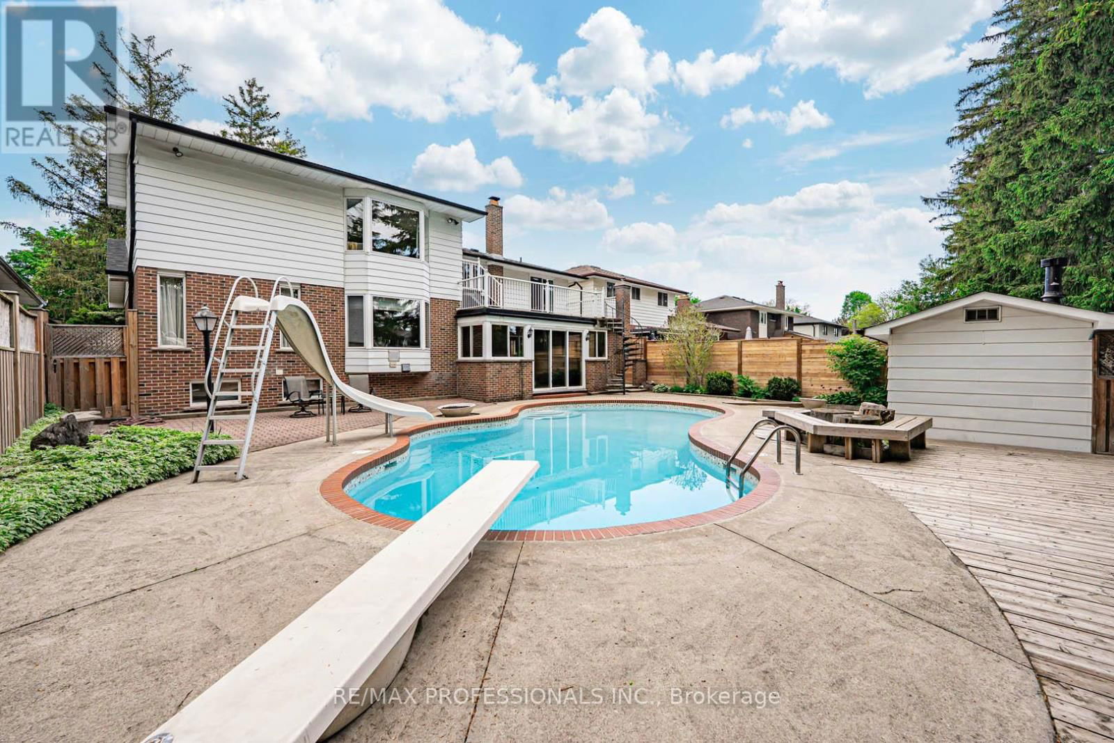 302 LENEL COURT Image 35