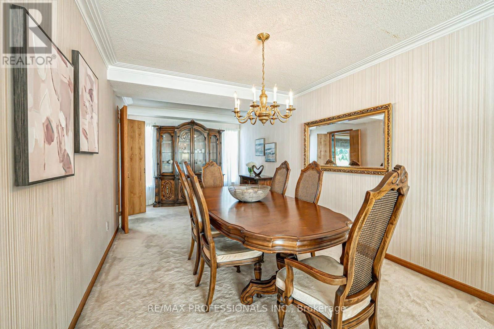 302 LENEL COURT Image 7