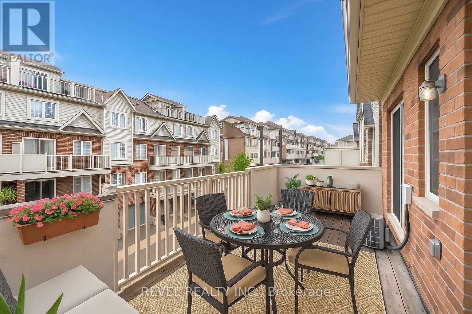 2 - 724 NEIGHBOURHOOD CIRCLE Image 11