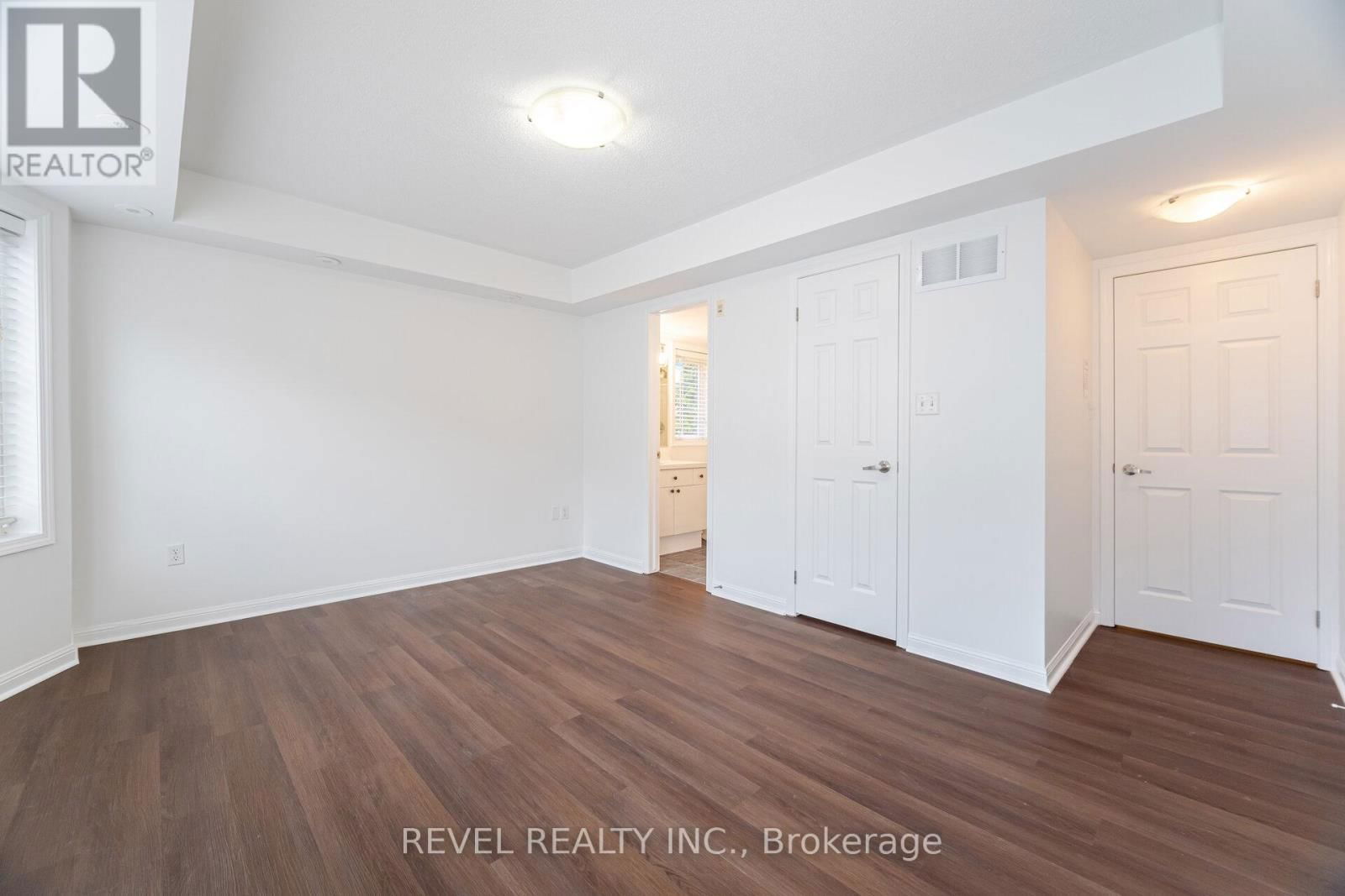 2 - 724 NEIGHBOURHOOD CIRCLE Image 17