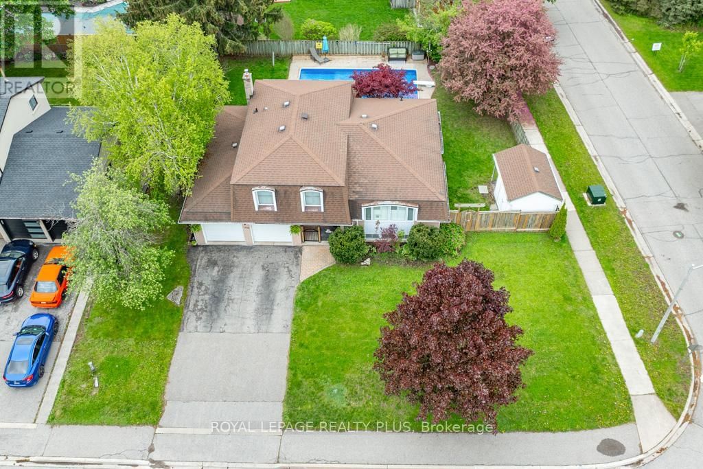 146 CHURCHILL ROAD NORTH Image 46