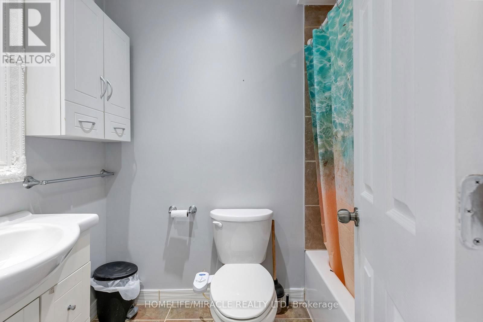 156 ENDERBY CRESCENT Image 29