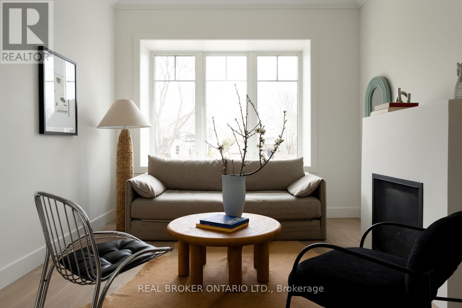 170 THE KINGSWAY Image 4