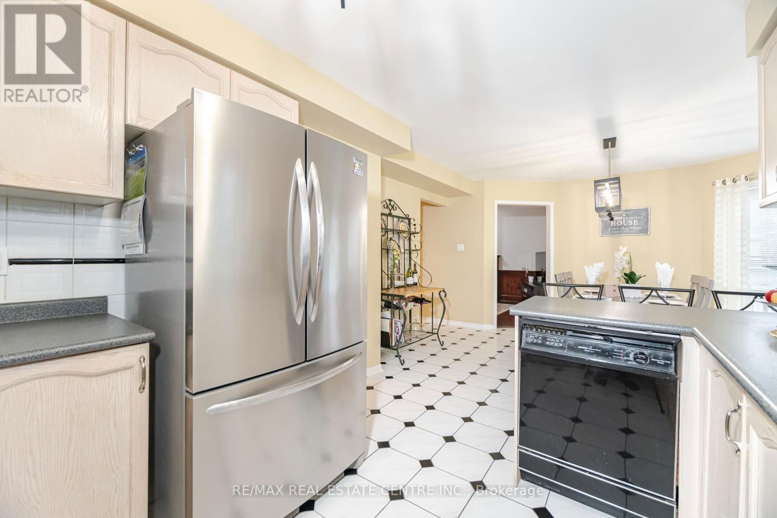126 EAGLERIDGE DRIVE Image 15