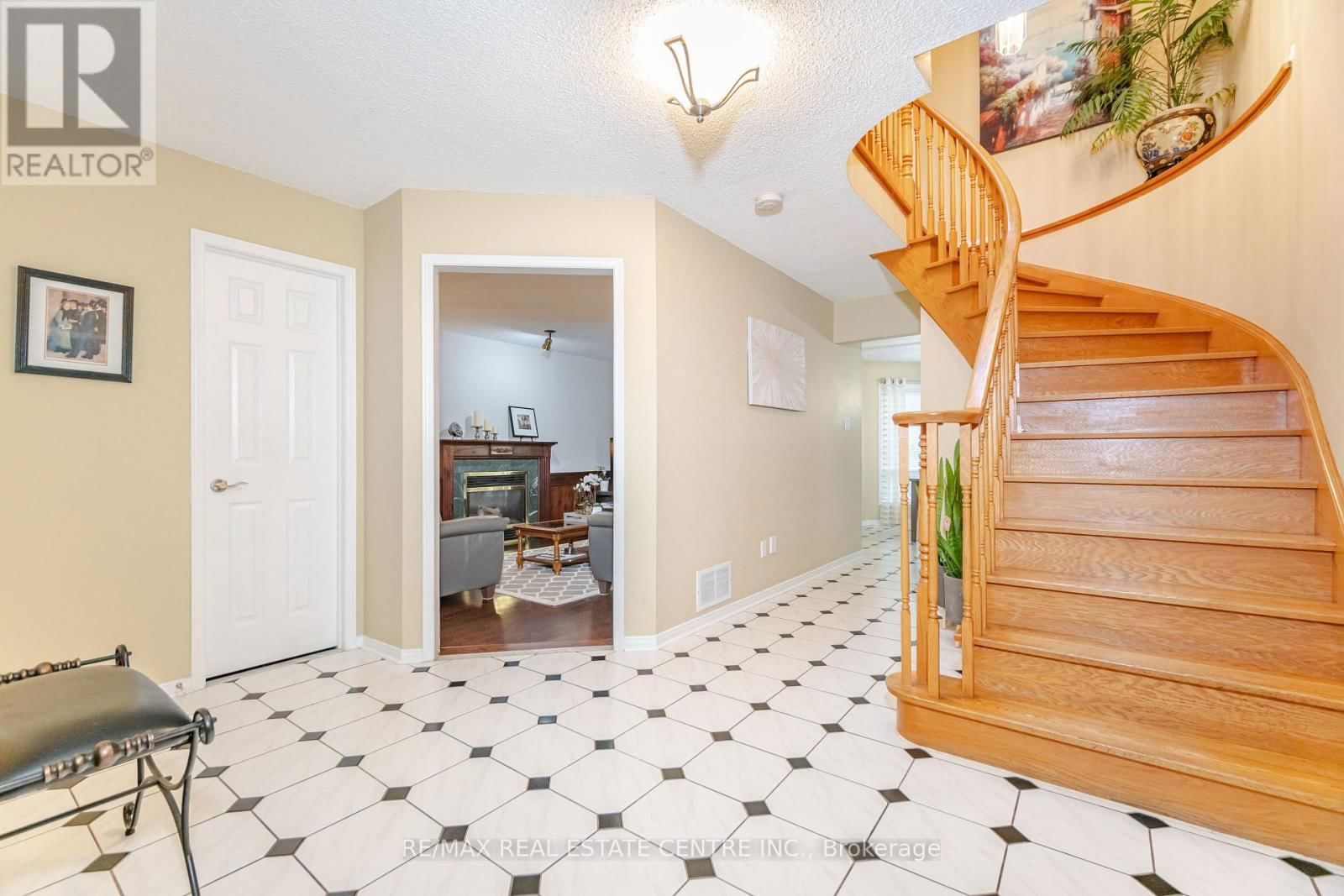 126 EAGLERIDGE DRIVE Image 26