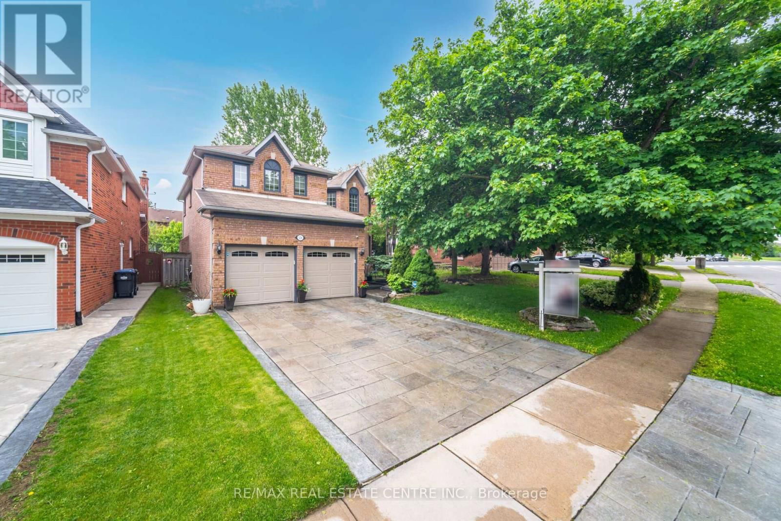 126 EAGLERIDGE DRIVE Image 3